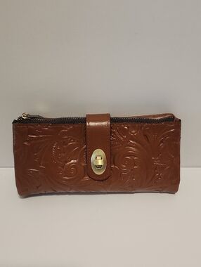 Patricia Nash Tooled Rown  Embossed Leather Wallet Brand New